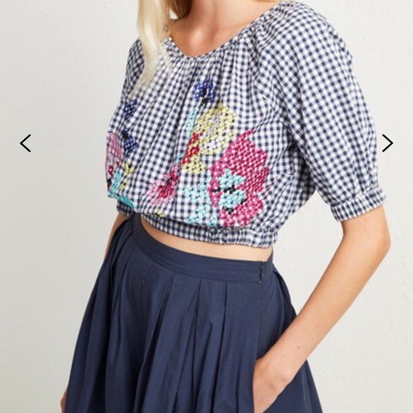 NWOT French Connection cropped top - Picture 2 of 10